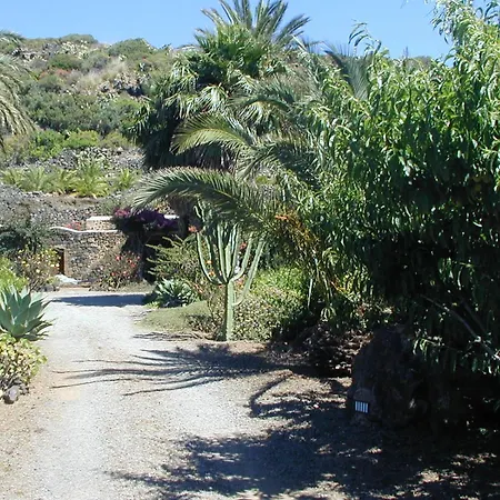 Holiday home Antico Dammuso Venedise