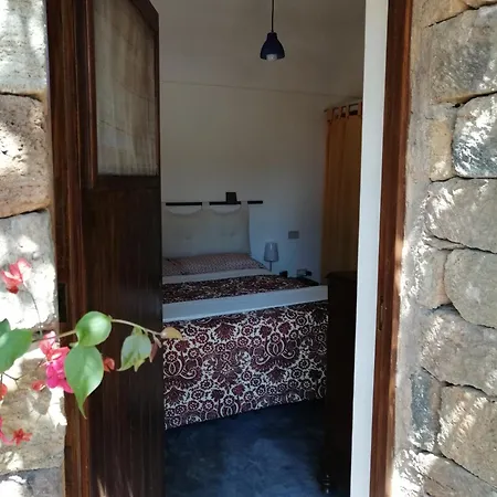 Antico Dammuso Venedise Holiday home *